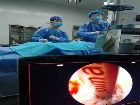 锦州市中心医院成功完成辽宁省首例颈胸椎间孔镜手术