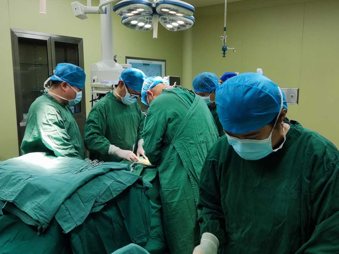 优势技术|锦州市中心医院泌尿外科成功为膀胱癌患者实施开放式膀胱癌根治术+双侧输尿管皮肤造口术