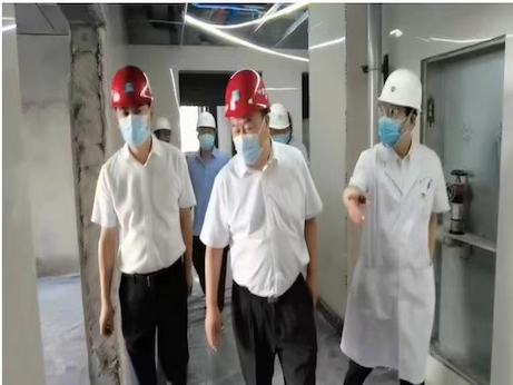 市委书记王德佳一行到锦州市中心医院 调研重点专科建设和门急诊大楼建设项目进展情况