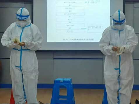 医院动态|以练筑防 医院开展防护用品使用和穿脱防护服培训