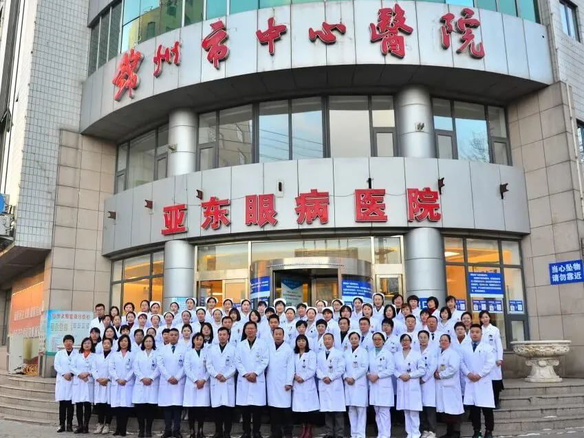 学科专栏｜精益求精 安全可控 亚东眼科复杂白内障手术技术 保障患者视觉健康