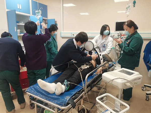 春节我在岗（五）| 守护健康不打烊 急诊医护全力护佑平安过年
