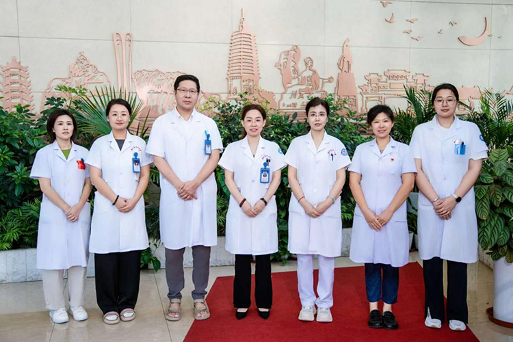 优势技术|多学科协作成功救治复杂血管通路并发症重症患者