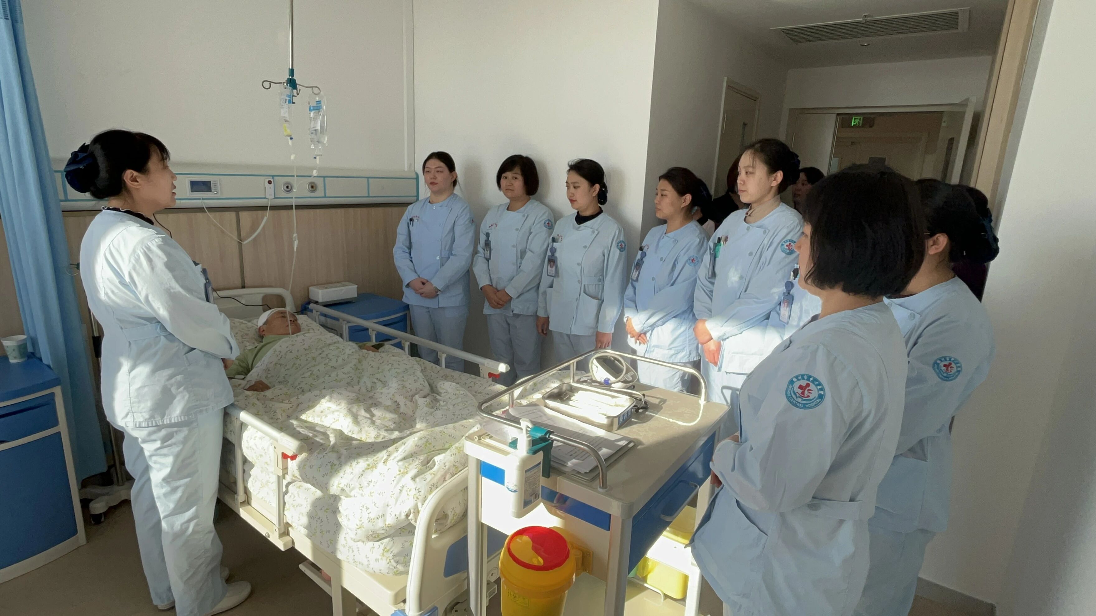 学科专栏｜锦州市中心医院神经外二科成功完成高难度罕见颅内黑色素瘤切除手术