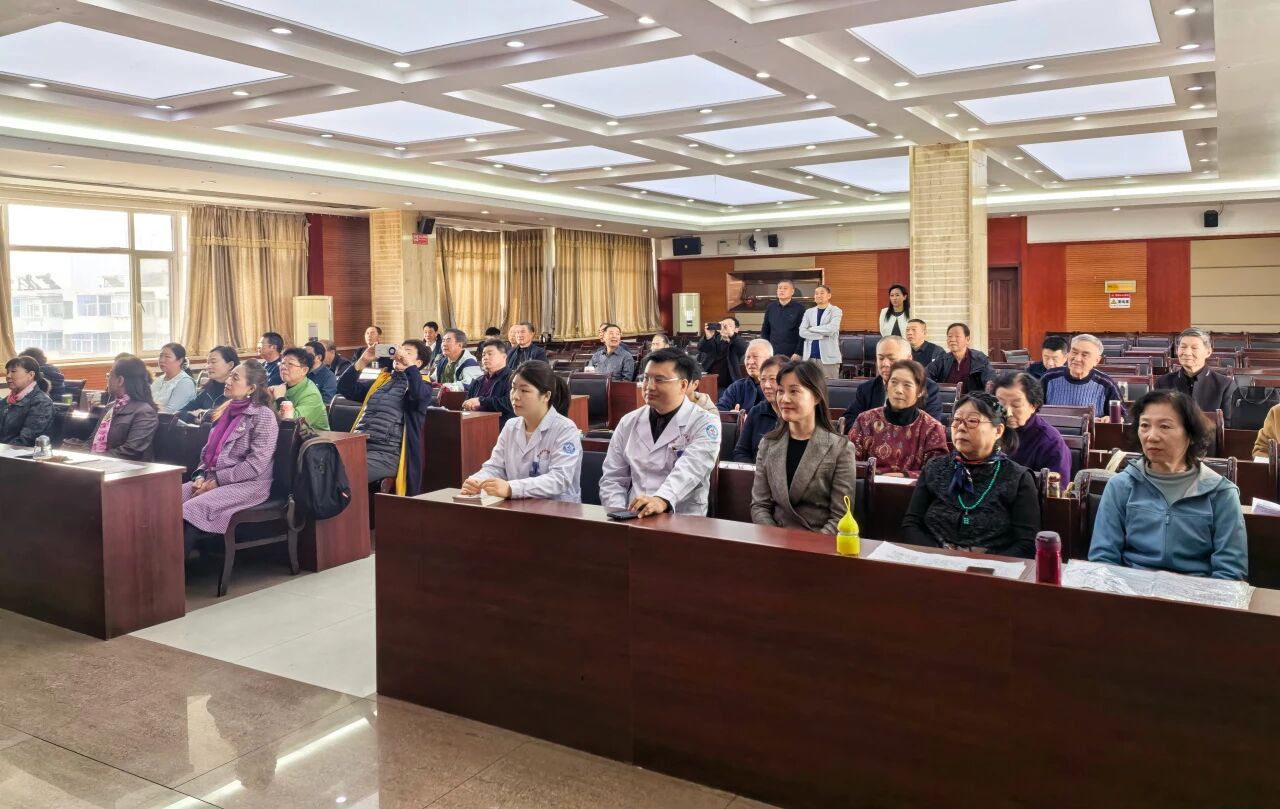 红歌唱响使命，健康守护前行 中心医院走进退役军人合唱排练一线